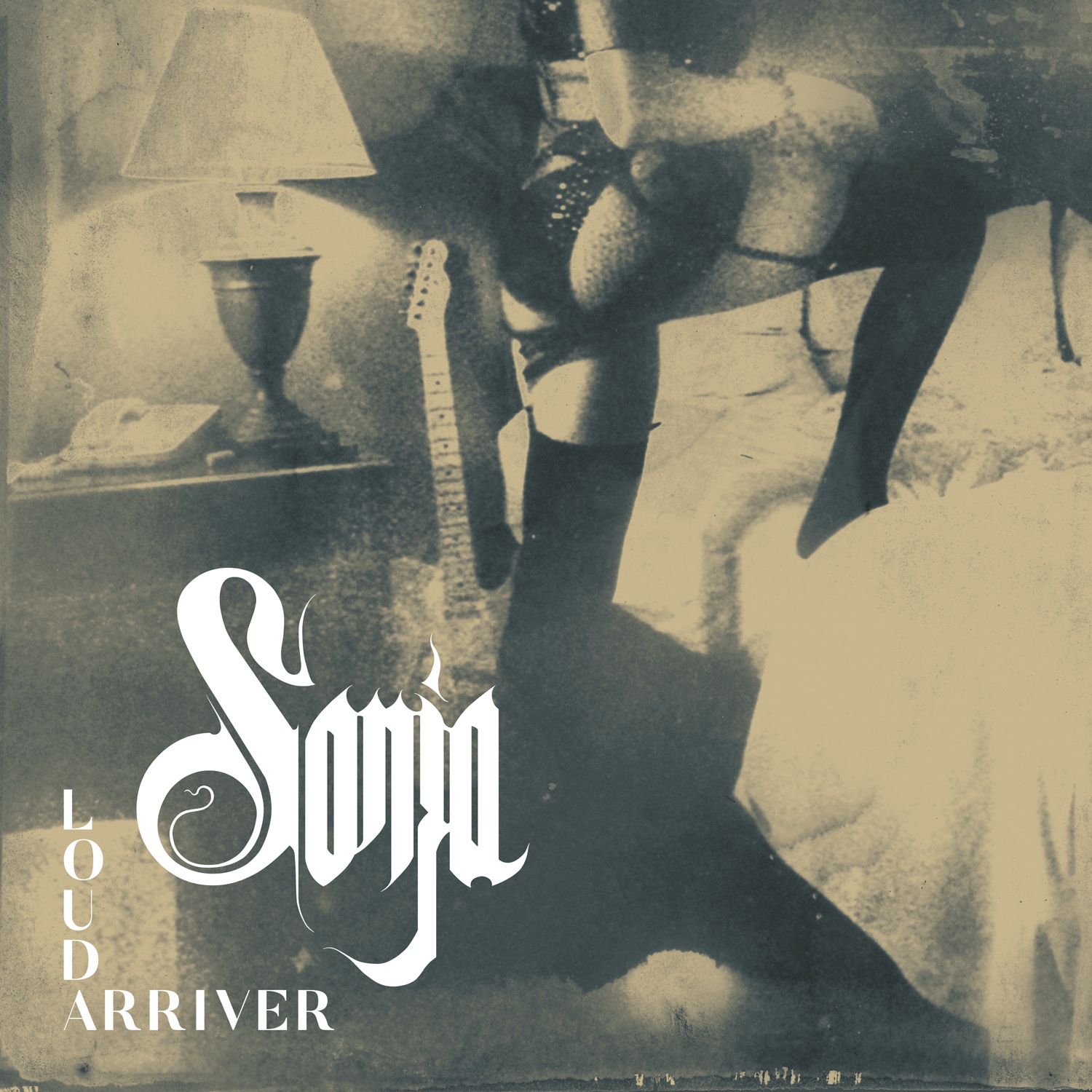 Album cover for Loud Arriver by Sonja